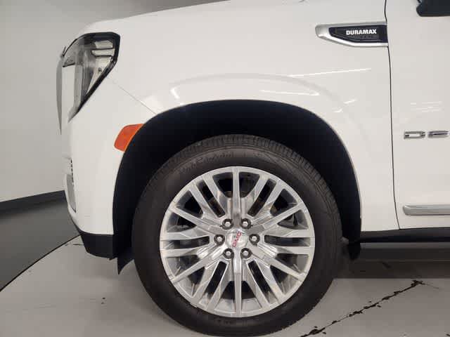 Used 2023 GMC Yukon Denali AWD/4WD image 11