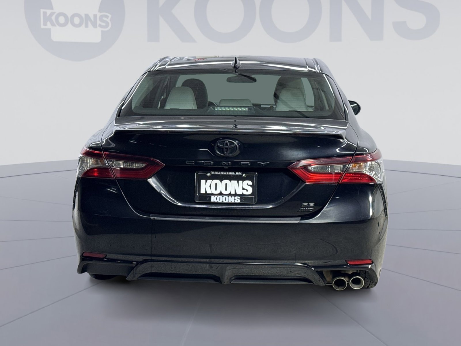 Used 2023 Toyota Camry SE image 11