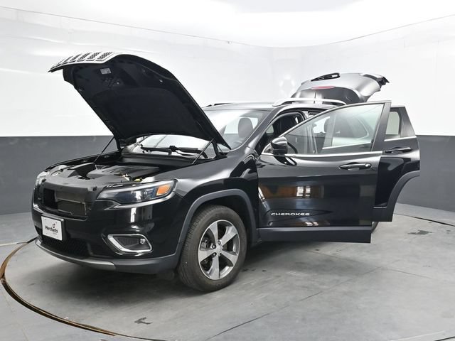 Used 2020 Jeep Cherokee Limited AWD/4WD image 55