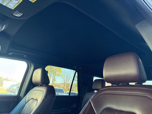 Used 2023 Ford Expedition Limited image 18