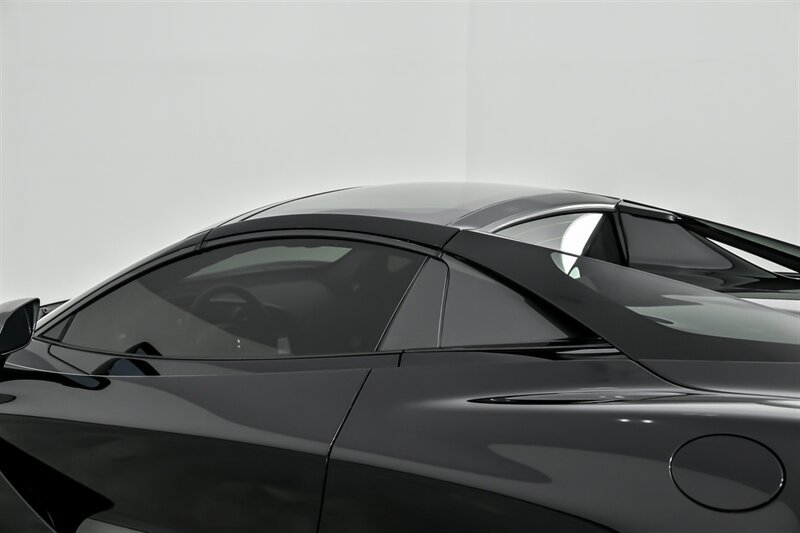 Used 2020 McLaren 720S Spider RWD image 43
