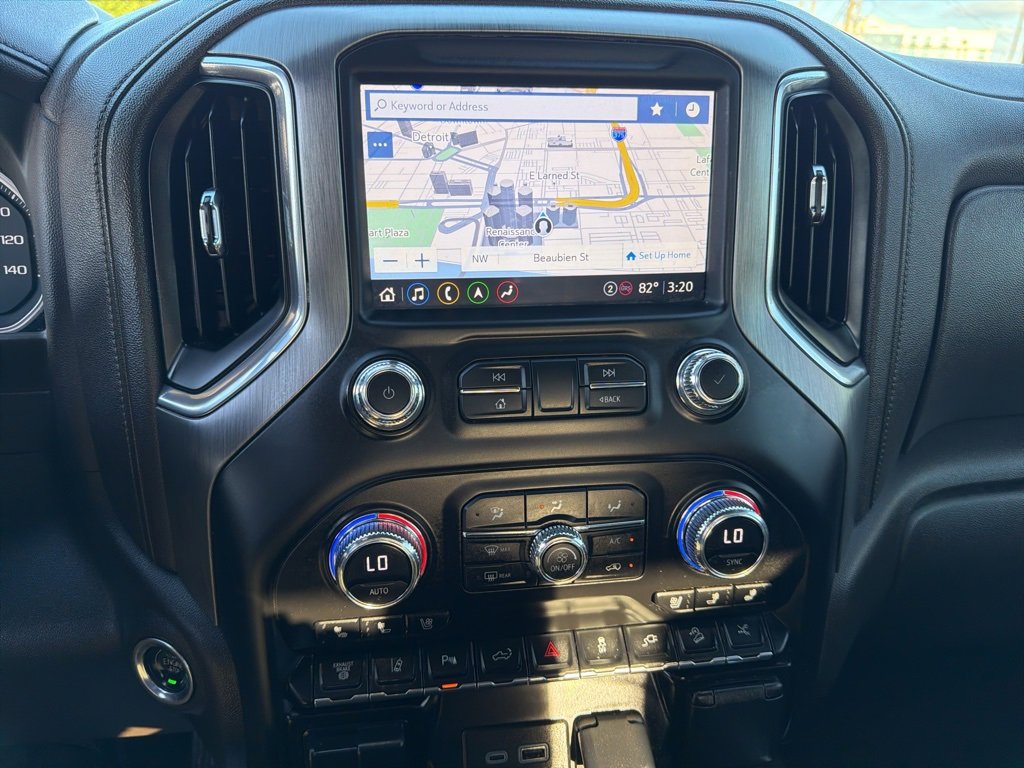 Used 2023 GMC Sierra 2500 Denali w/ Denali Ultimate Package image 12