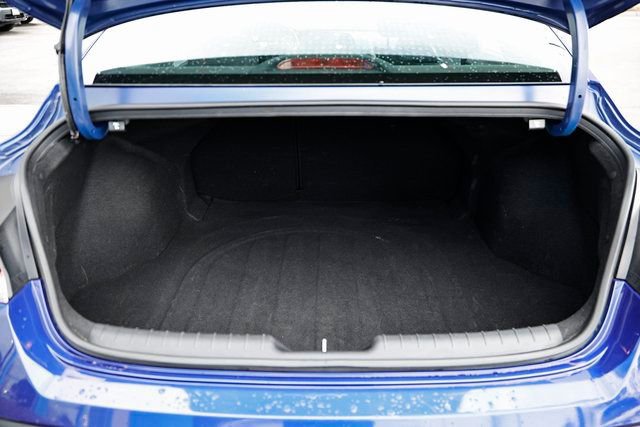 Used 2025 Hyundai Elantra SEL image 30