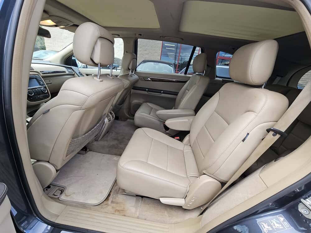 Used 2011 Mercedes-Benz R 350 4MATIC image 9