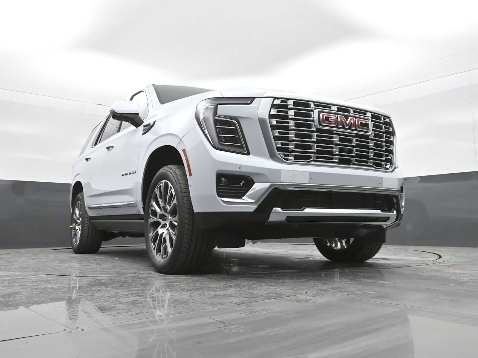 New 2026 GMC Yukon Denali image 31