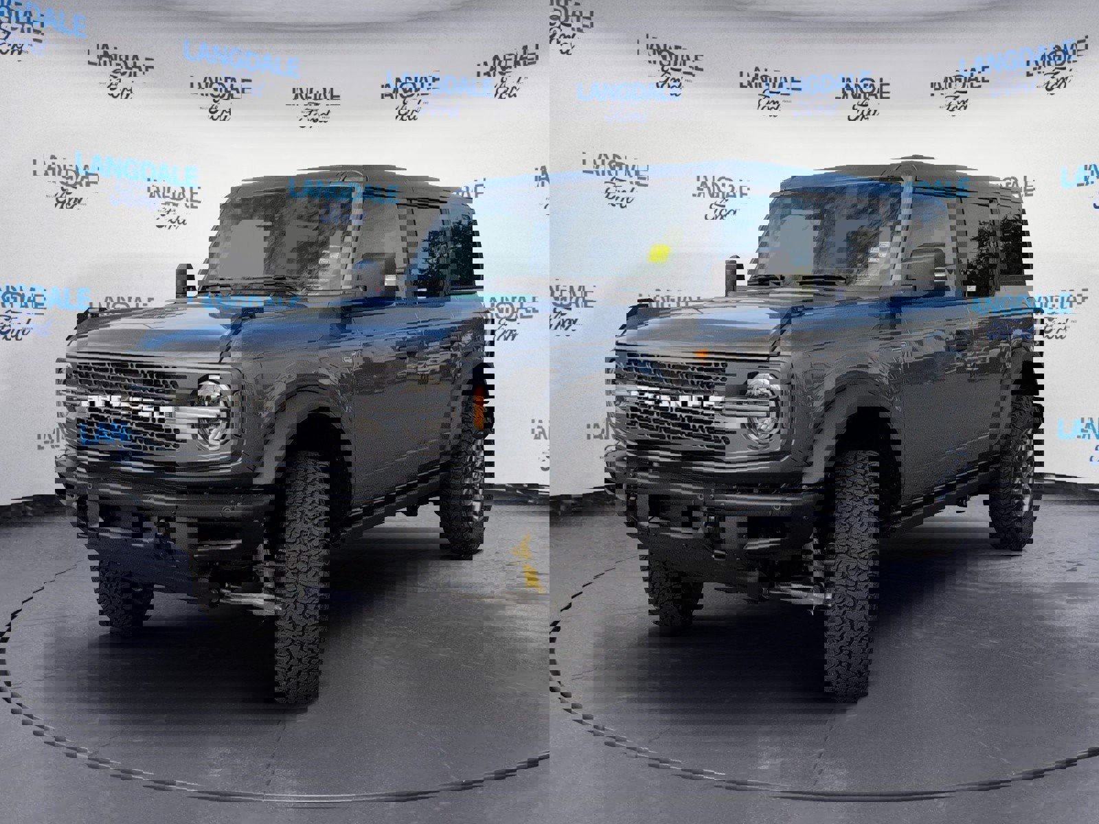 New 2025 Ford Bronco Badlands image 11