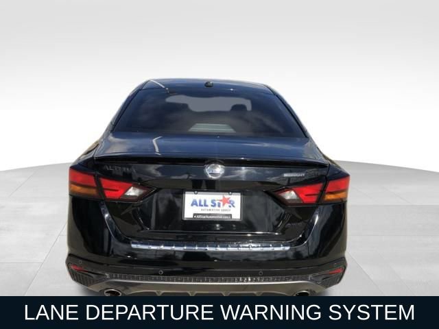 Used 2022 Nissan Altima 2.5 SR w/ Midnight Edition Package image 5
