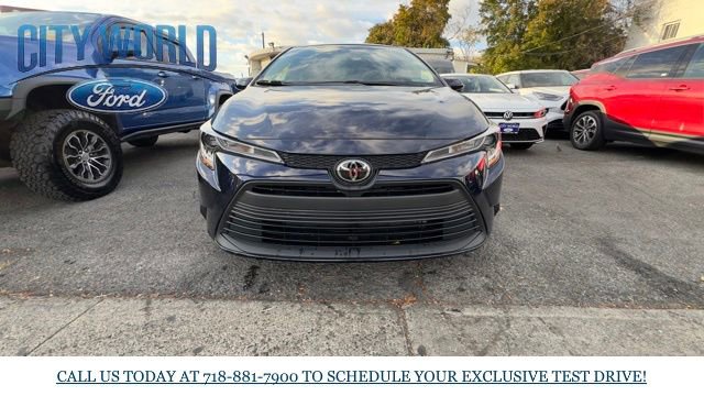 Used 2025 Toyota Corolla LE w/ Convenience Package image 7