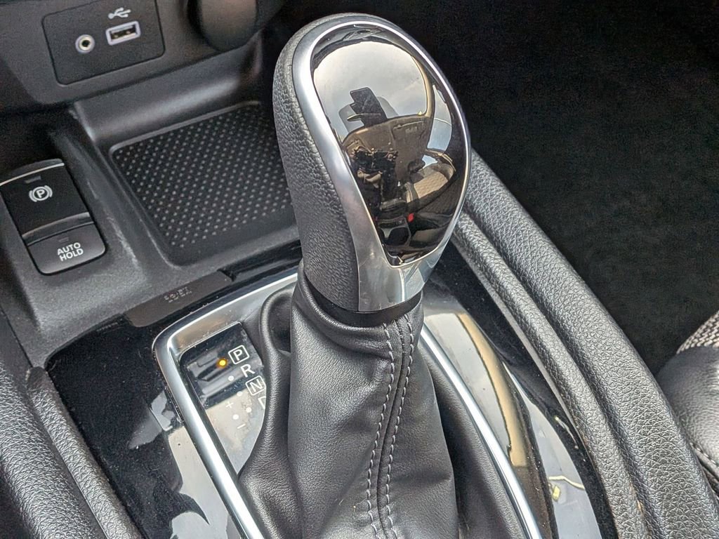 Used 2022 Nissan Rogue Sport SV w/ Technology Package image 18