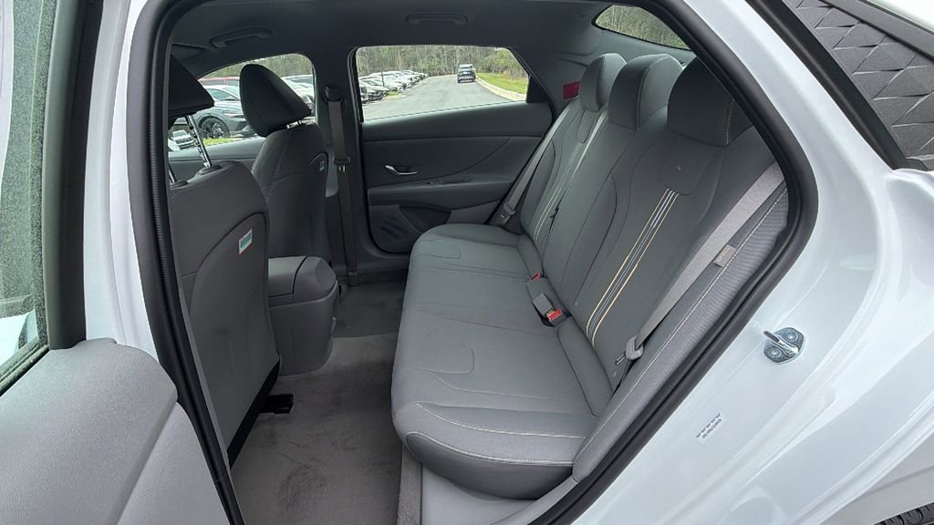 New 2026 Hyundai Elantra Sport w/ Cargo Package image 19