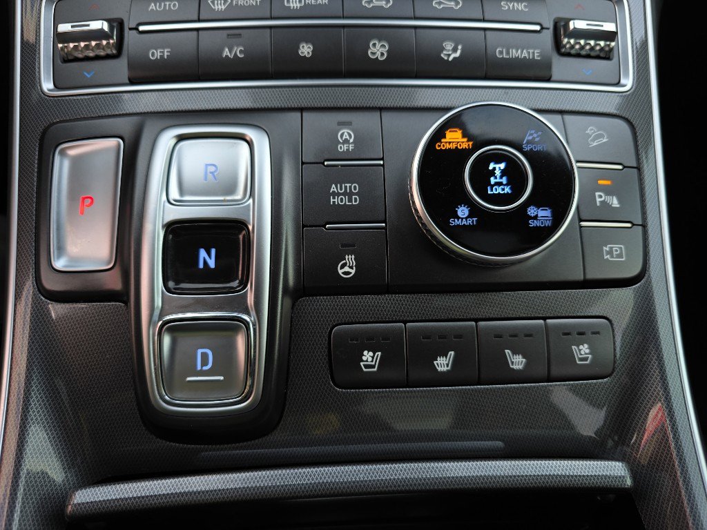 Used 2023 Hyundai Santa Fe Calligraphy image 17