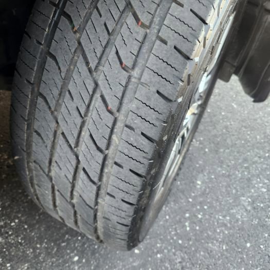 Used 2017 Lexus LX 570 4WD image 36