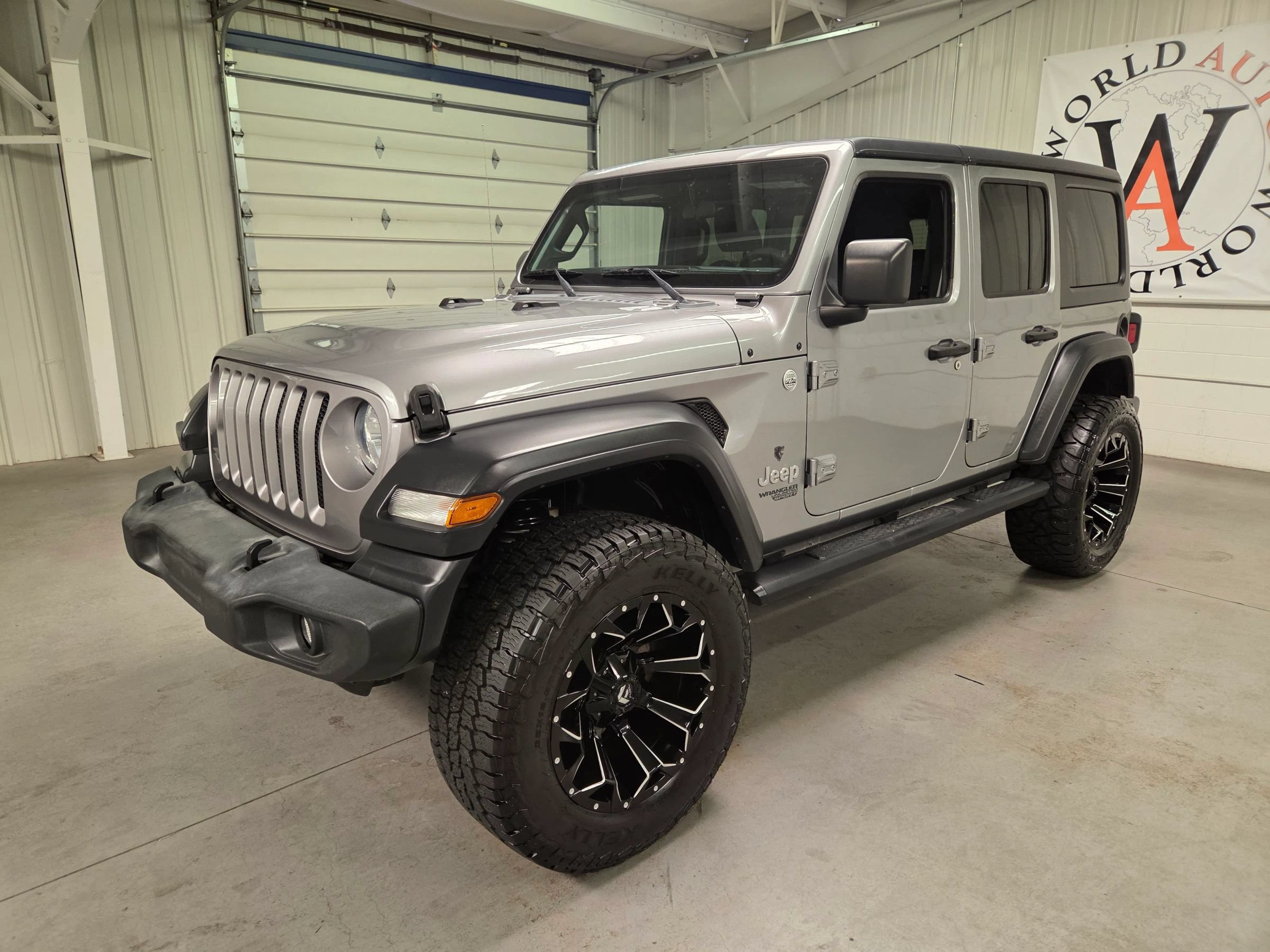 Used 2019 Jeep Wrangler Unlimited Sport S AWD/4WD image 2