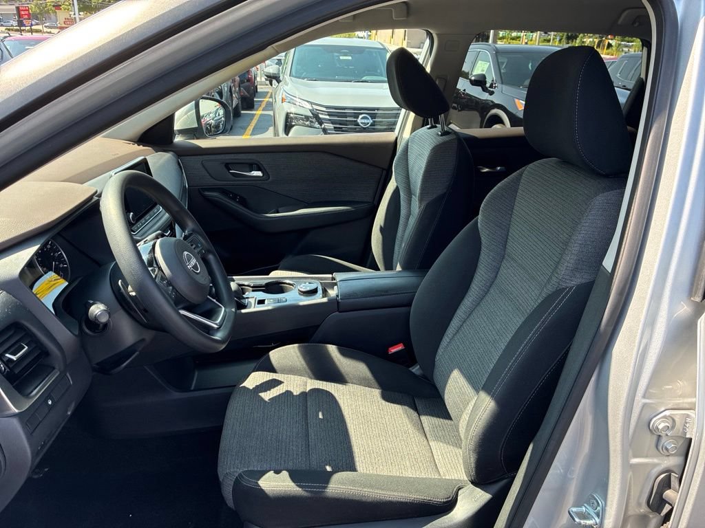 Certified 2022 Nissan Rogue SV AWD/4WD image 15