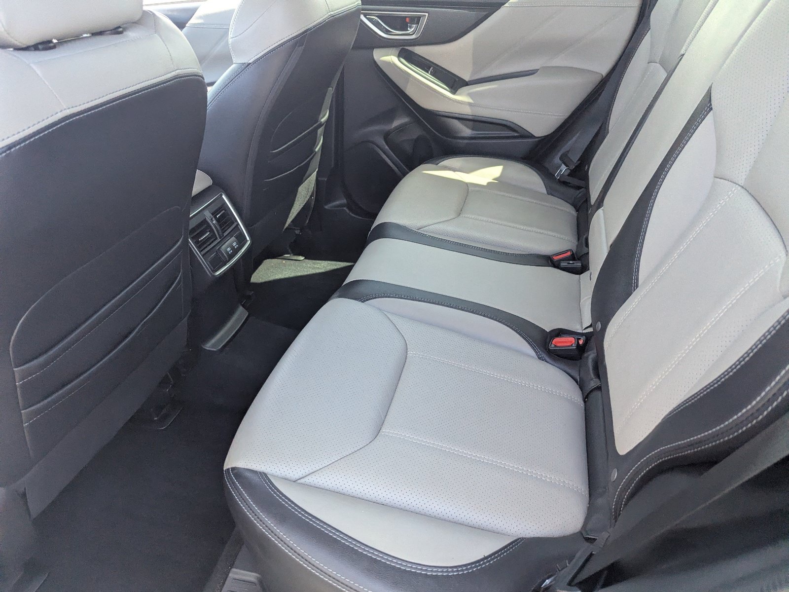 Used 2020 Subaru Forester Limited w/ Popular Package #3 AWD/4WD image 16