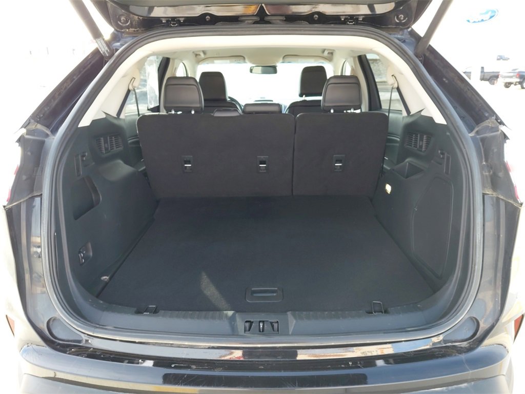 Used 2020 Ford Edge Titanium w/ Class II Trailer Tow Package image 24