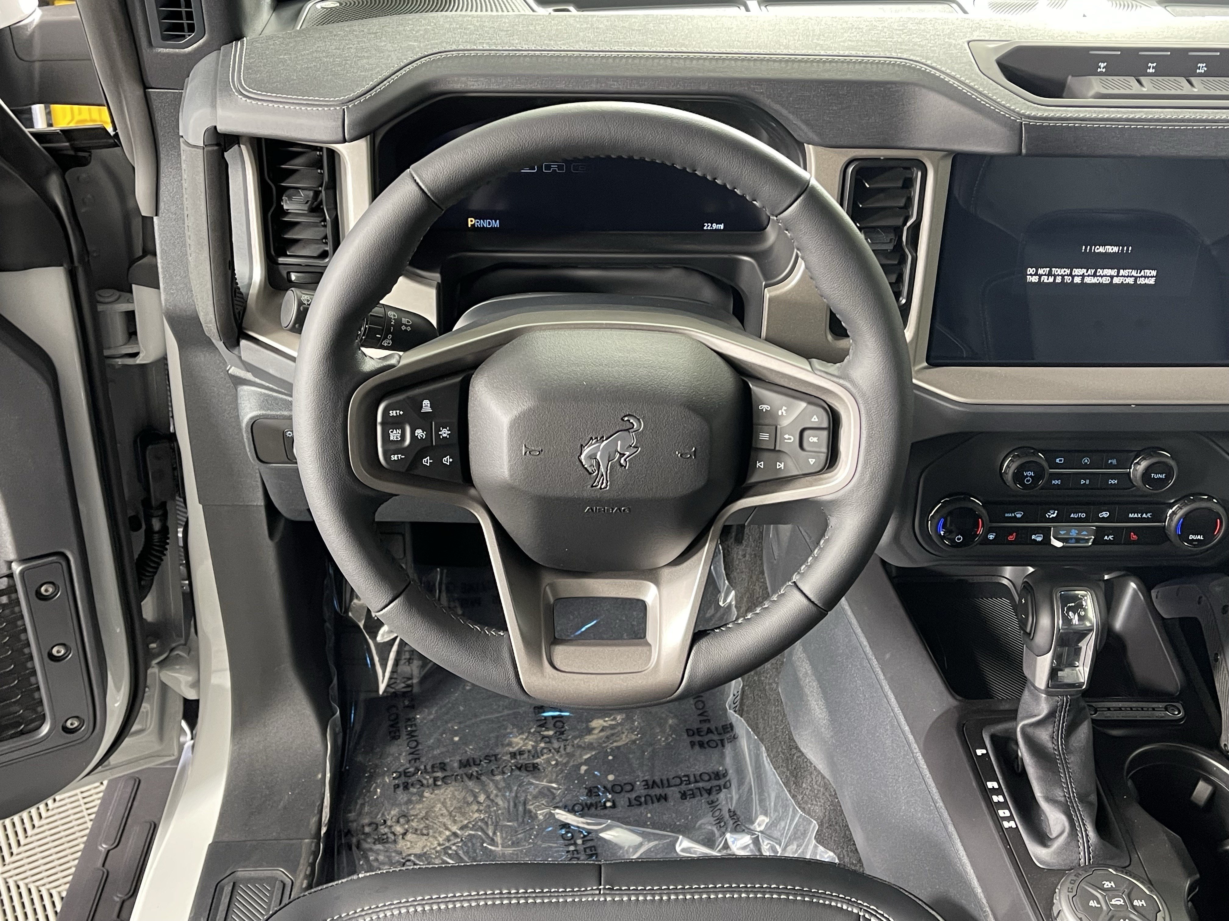 New 2026 Ford Bronco Outer Banks w/ Sasquatch Package AWD/4WD image 13