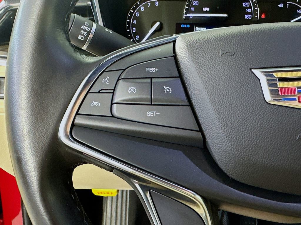 Used 2019 Cadillac XT5 AWD image 25