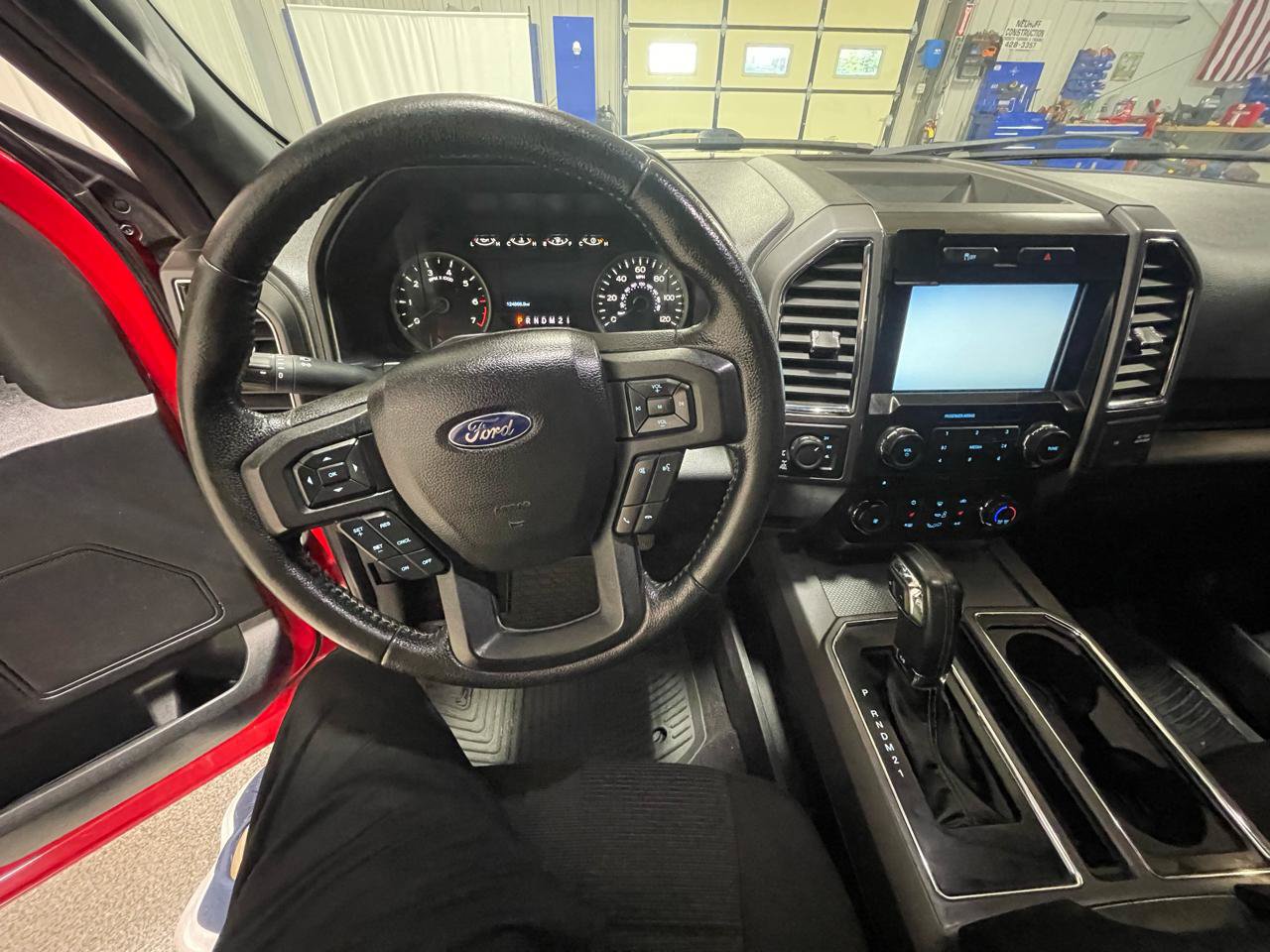 Used 2015 Ford F150 XLT w/ Equipment Group 302A Luxury AWD/4WD image 14