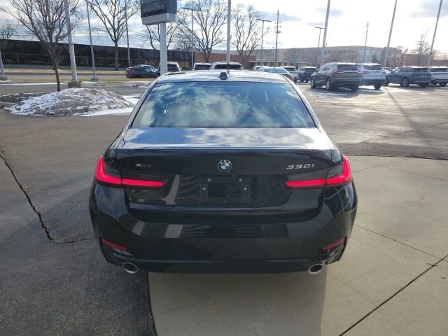 Used 2026 BMW 330i xDrive Sedan image 10