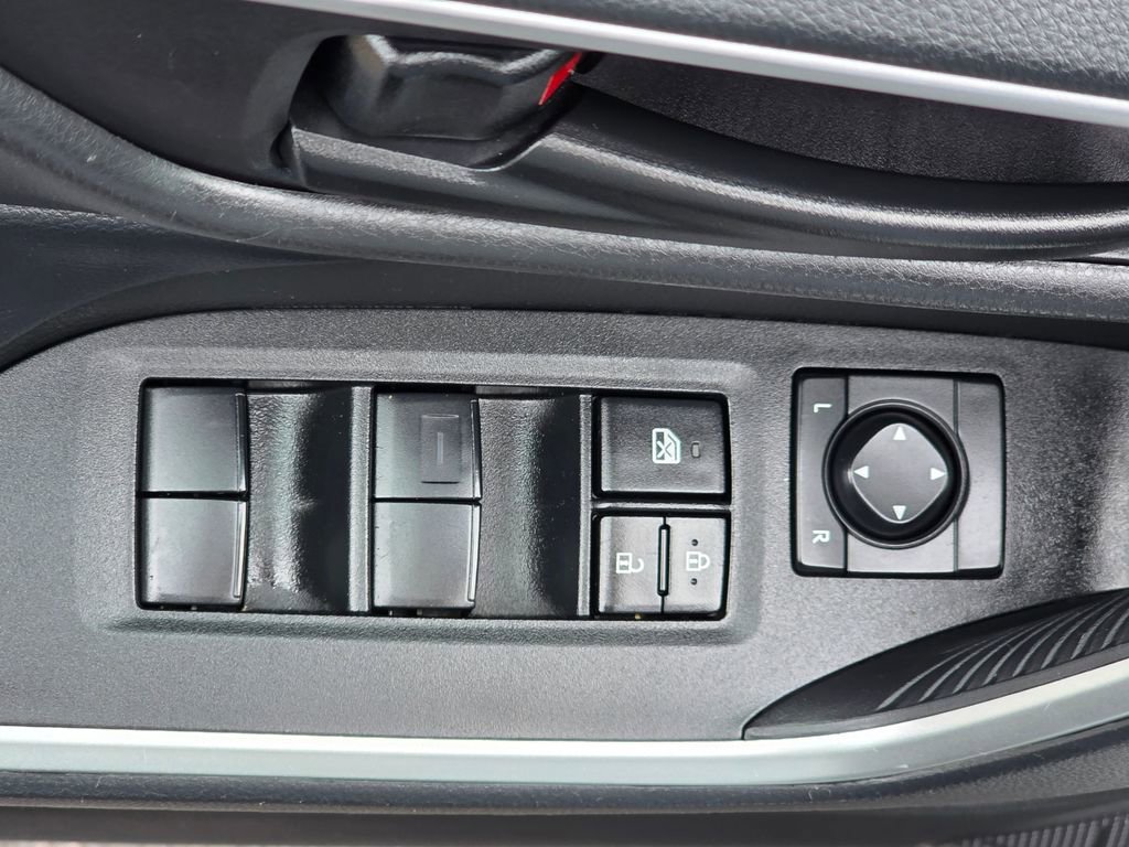 Used 2024 Toyota RAV4 LE AWD/4WD image 13