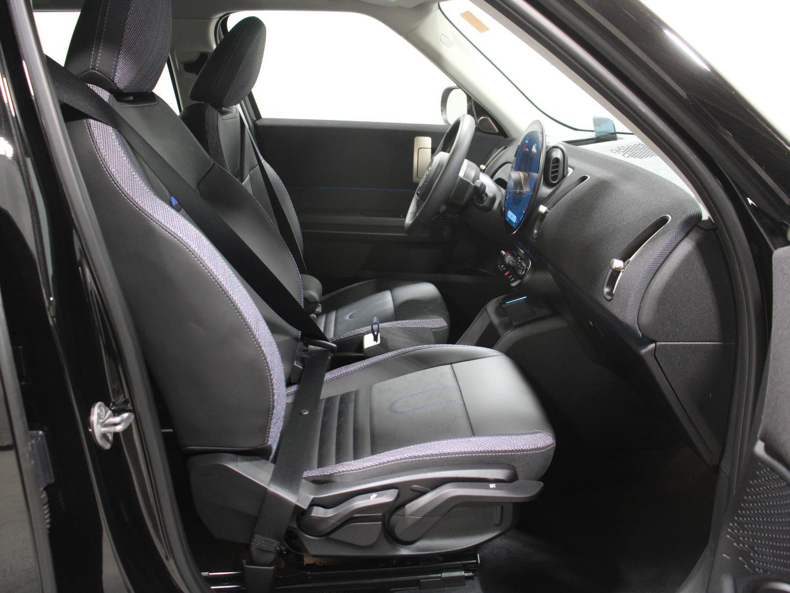 Certified 2025 MINI Cooper Countryman S image 20