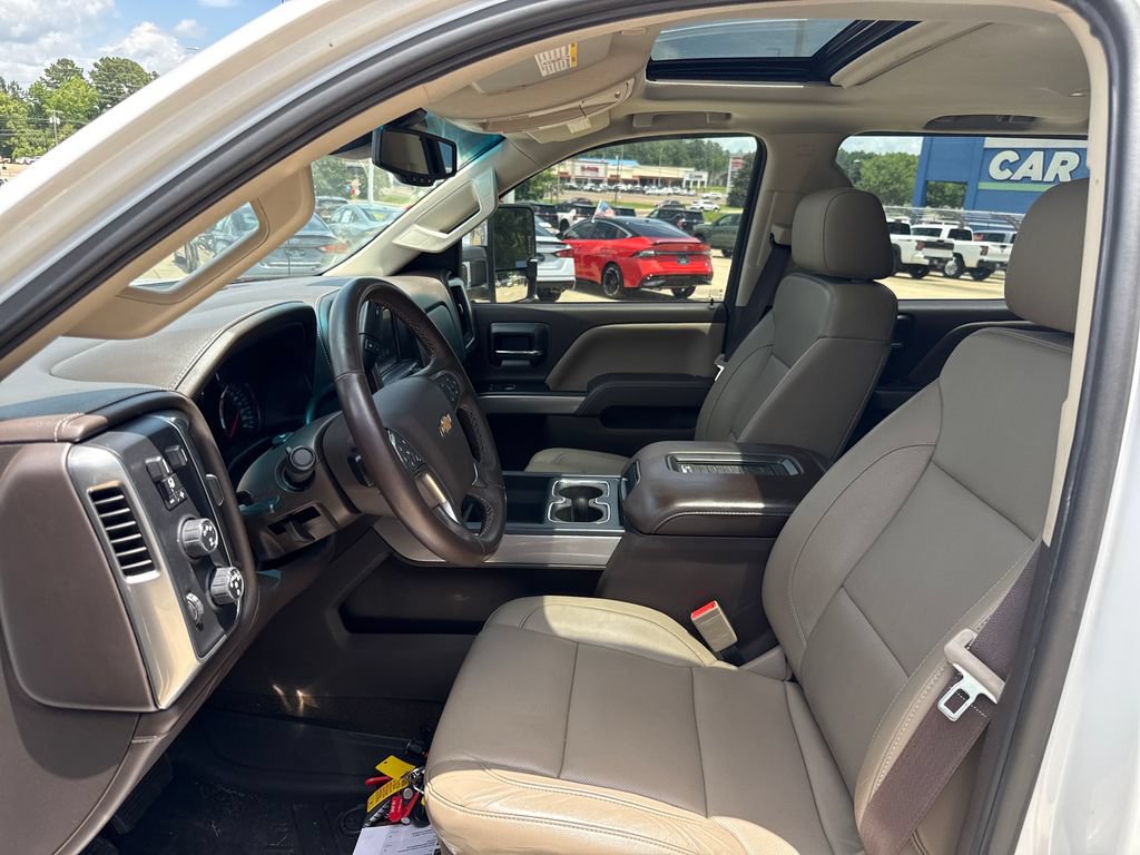 Used 2017 Chevrolet Silverado 2500 LTZ w/ Duramax Plus Package AWD/4WD image 27