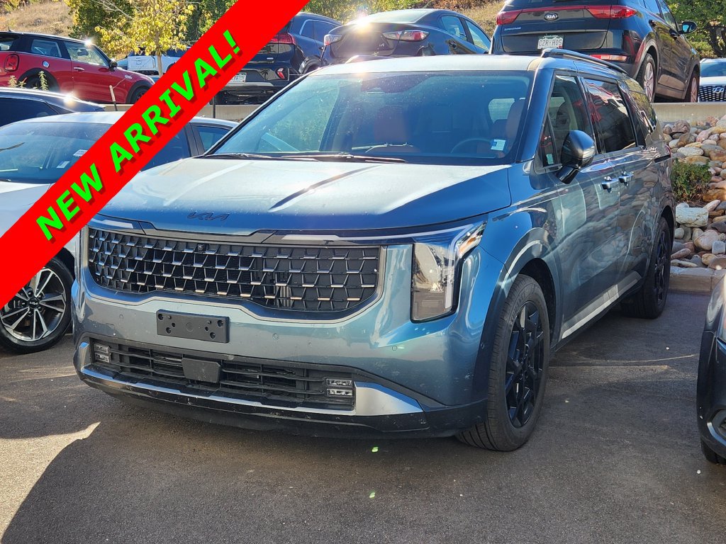 Used 2026 Kia Carnival SX w/ SX Dark Edition Package FWD image 9
