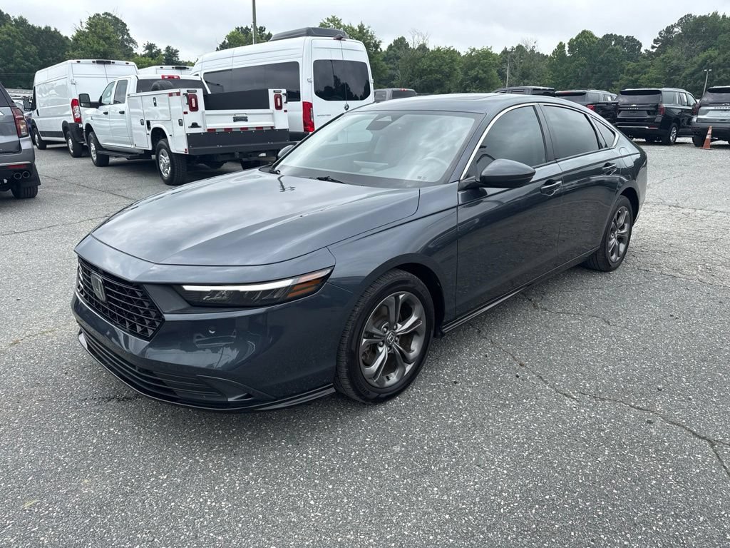 Used 2023 Honda Accord EX-L image 1