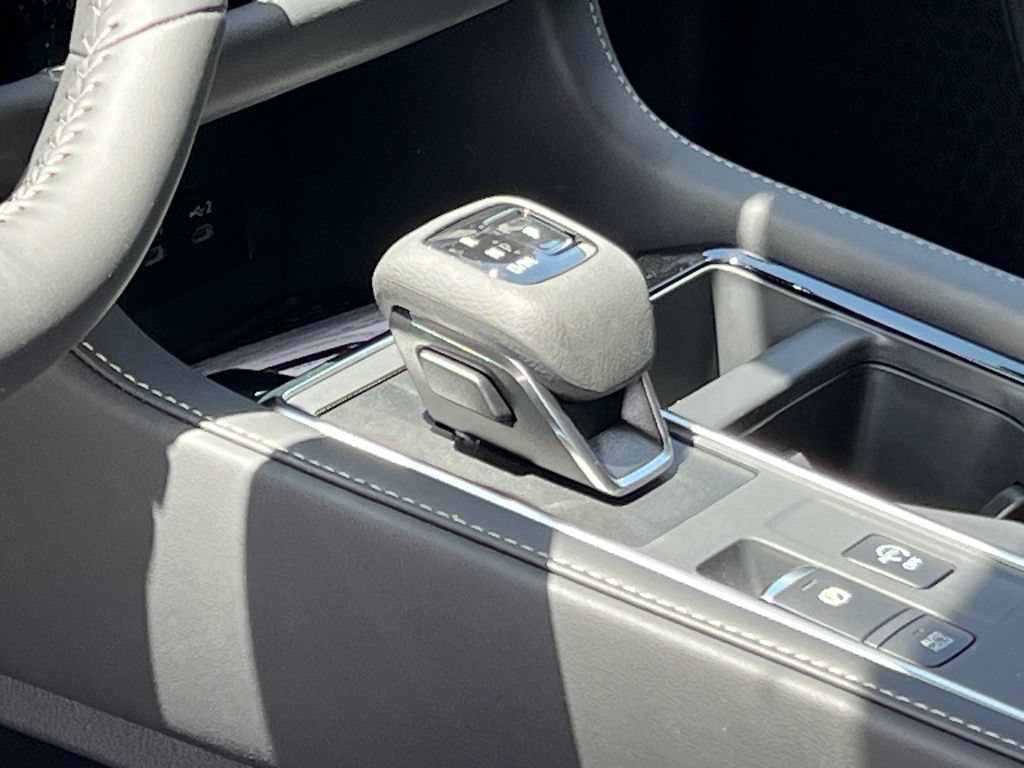 New 2026 Nissan Pathfinder SL AWD/4WD image 16