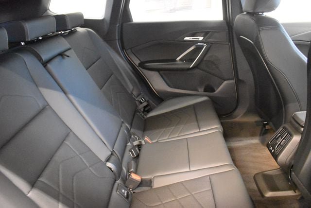 New 2026 BMW X1 xDrive28i w/ Technology Package AWD/4WD image 17
