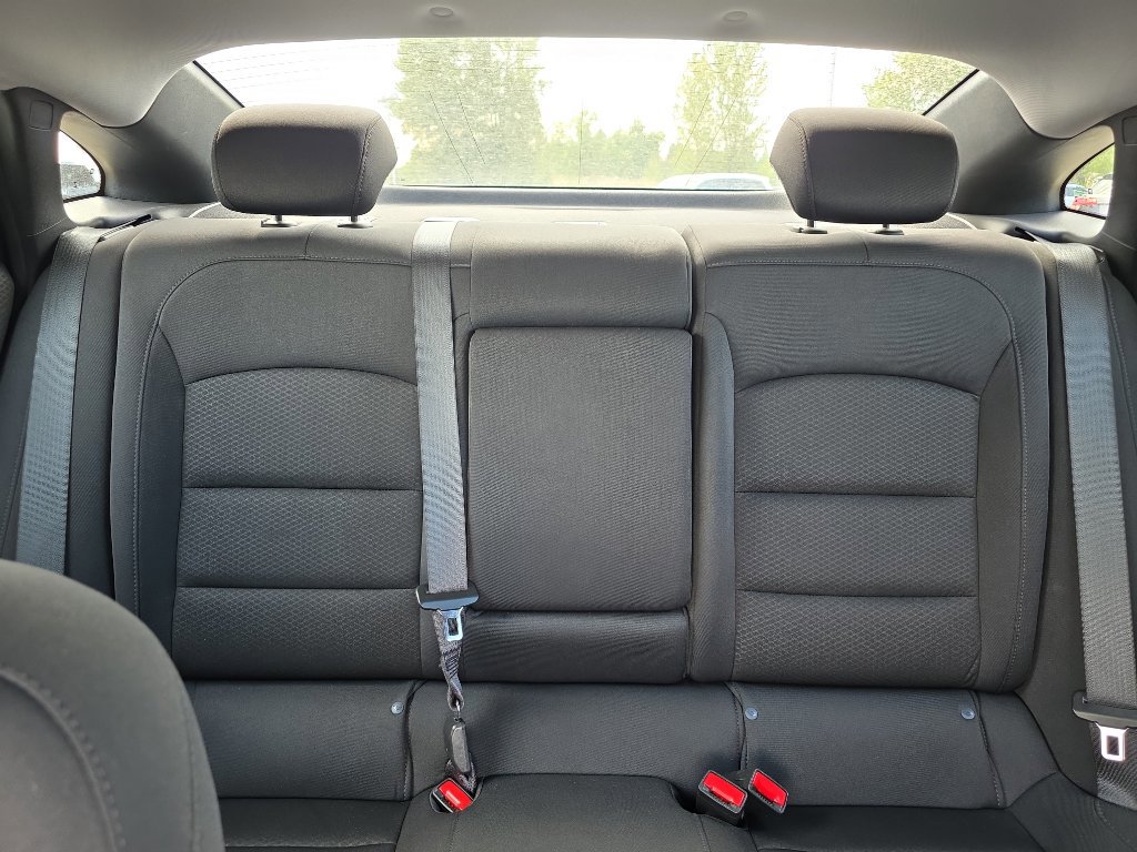 Used 2023 Chevrolet Malibu LT image 29