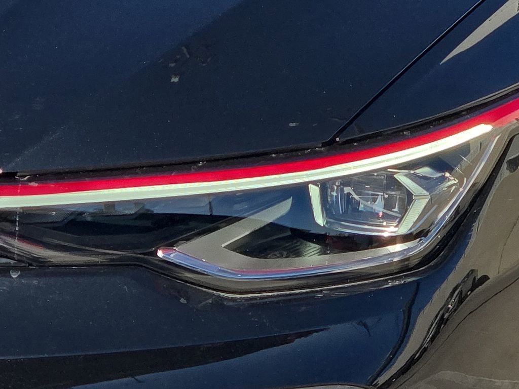 New 2026 Volkswagen GTI SE FWD image 7