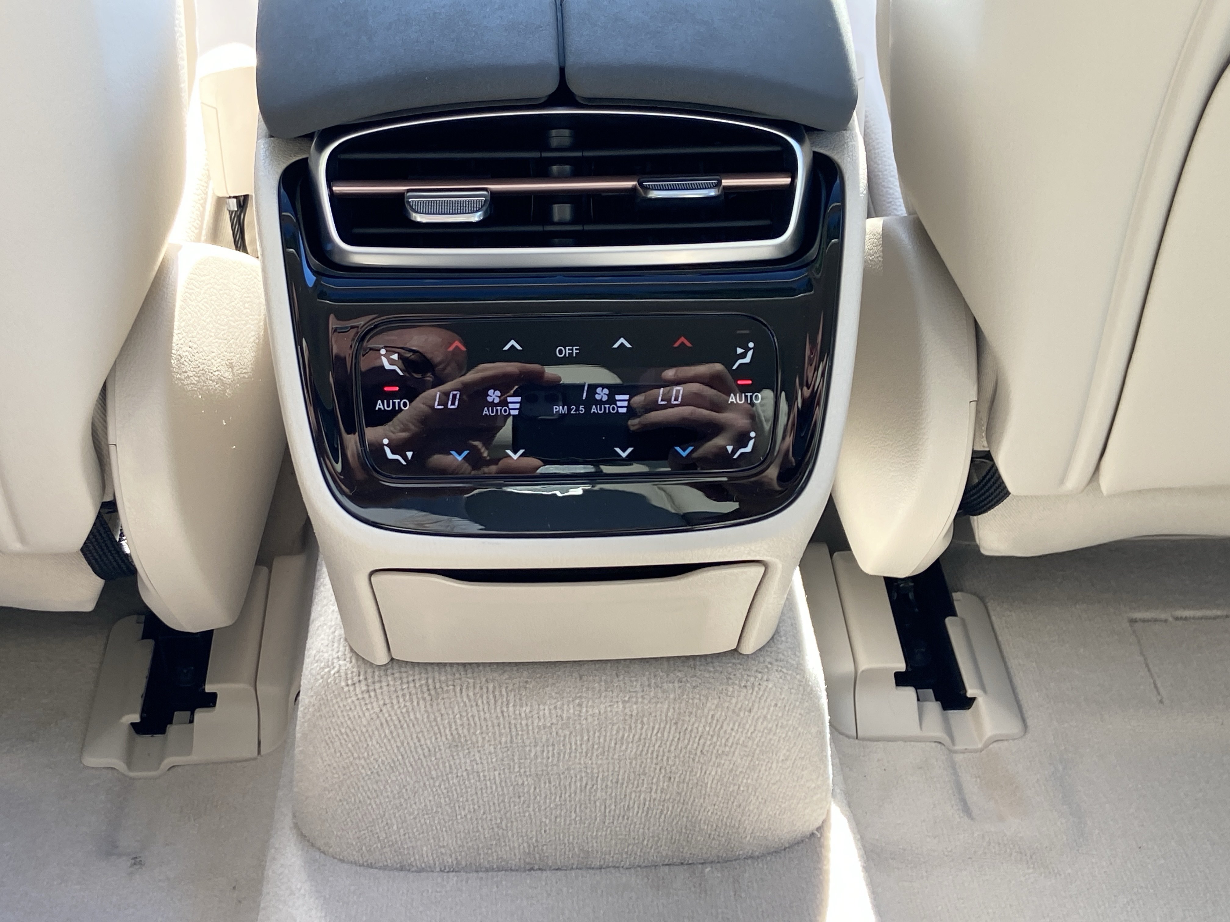 New 2026 Mercedes-Benz EQS 450+ 4MATIC Sedan image 40