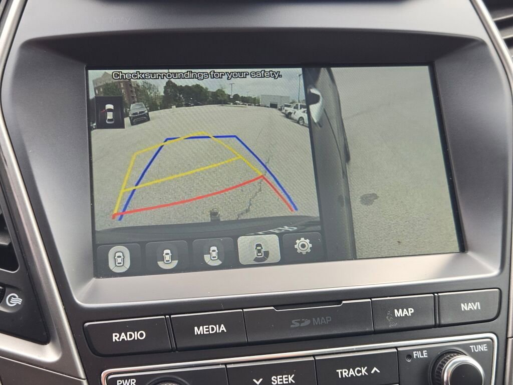 Used 2019 Hyundai Santa Fe XL w/ Cargo Package AWD/4WD image 32