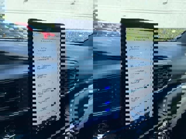 Used 2022 Ford Explorer ST w/ Equipment Group 401A image 17