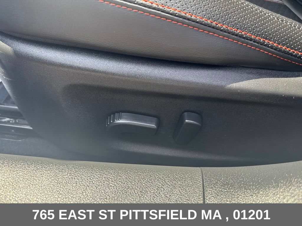 Used 2023 Nissan Altima 2.5 SR AWD/4WD image 11