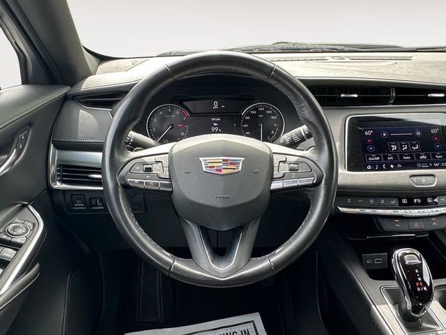 Used 2023 Cadillac XT4 Premium Luxury image 12