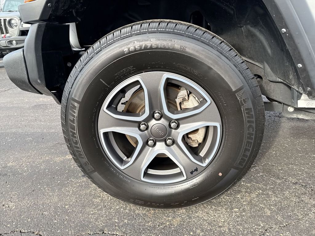 Used 2023 Jeep Wrangler Sport S image 10