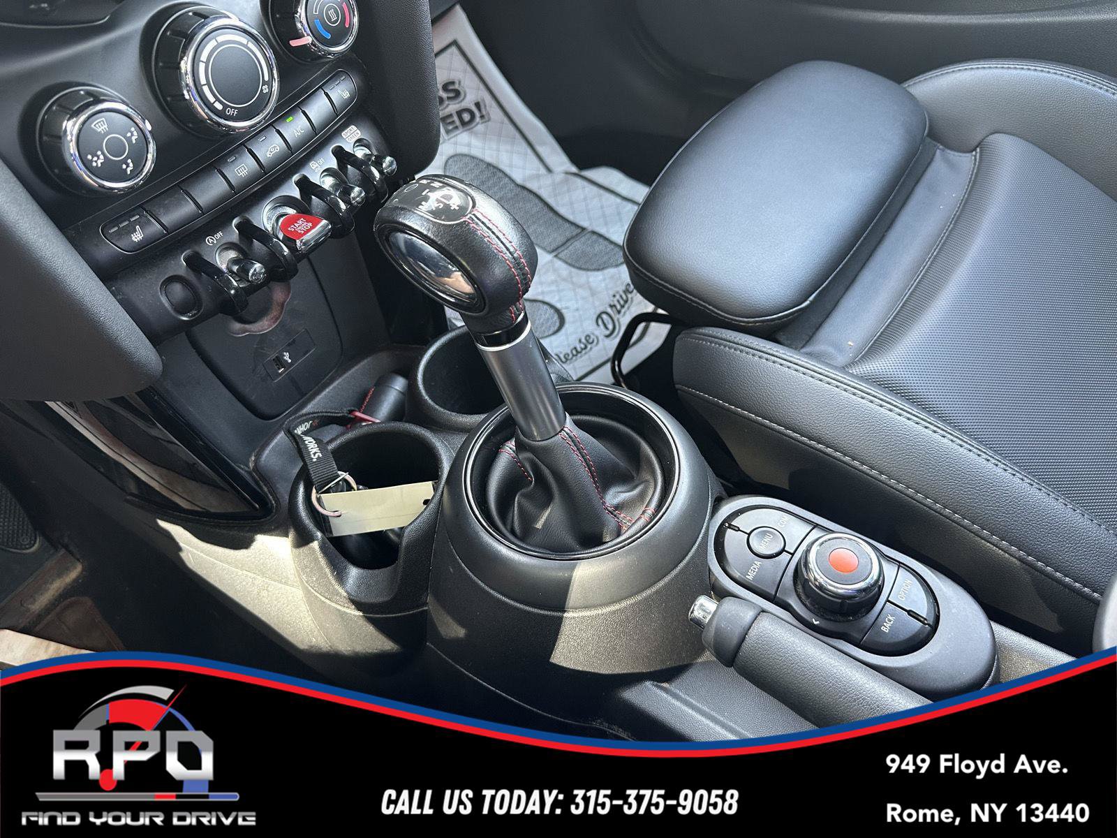 Used 2019 MINI Cooper S w/ Signature Upholstery Package FWD image 22