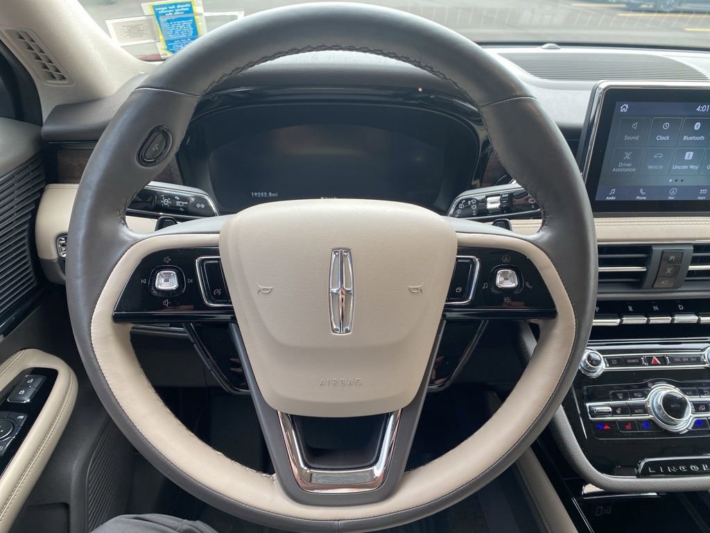 Used 2022 Lincoln Corsair Reserve w/ Elements Package image 7