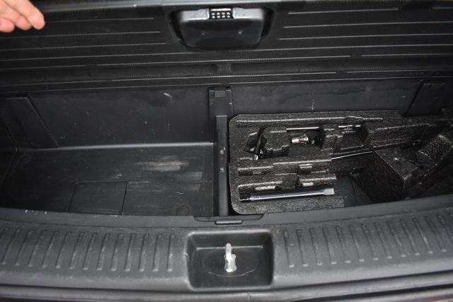 Used 2020 Kia Sorento LX image 35