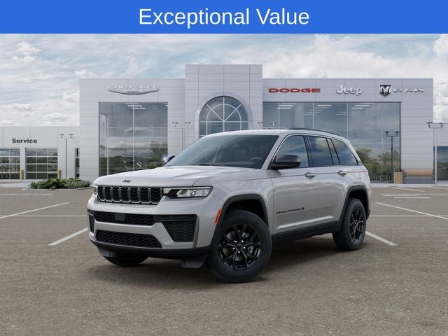 New 2026 Jeep Grand Cherokee Altitude AWD/4WD image 1