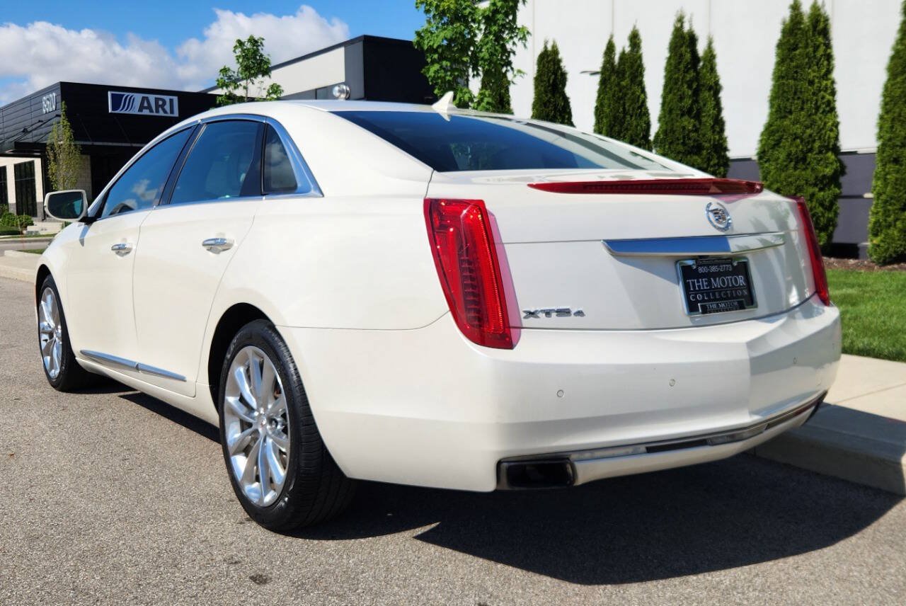 Used 2013 Cadillac XTS Premium AWD/4WD image 3