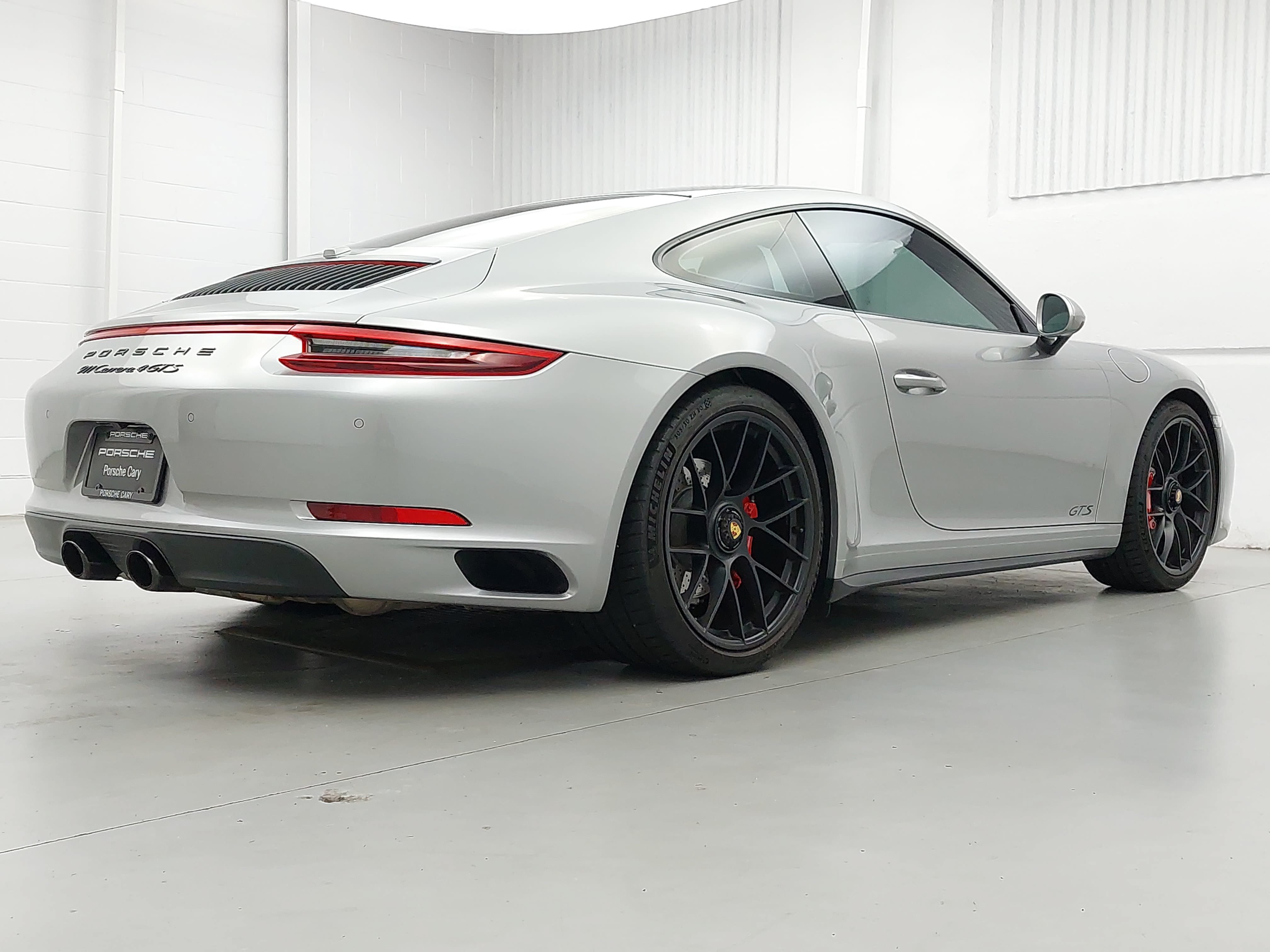 Certified 2019 Porsche 911 Carrera 4 GTS AWD/4WD image 7