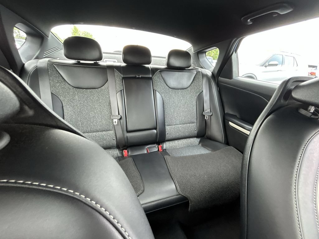 Used 2025 Kia K4 GT-Line w/ GT-Line Sunroof Package FWD image 15
