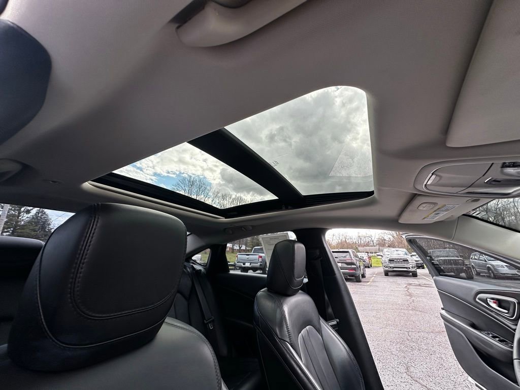 Used 2015 Chrysler 200 C w/ Navigation & Sound Group I image 23