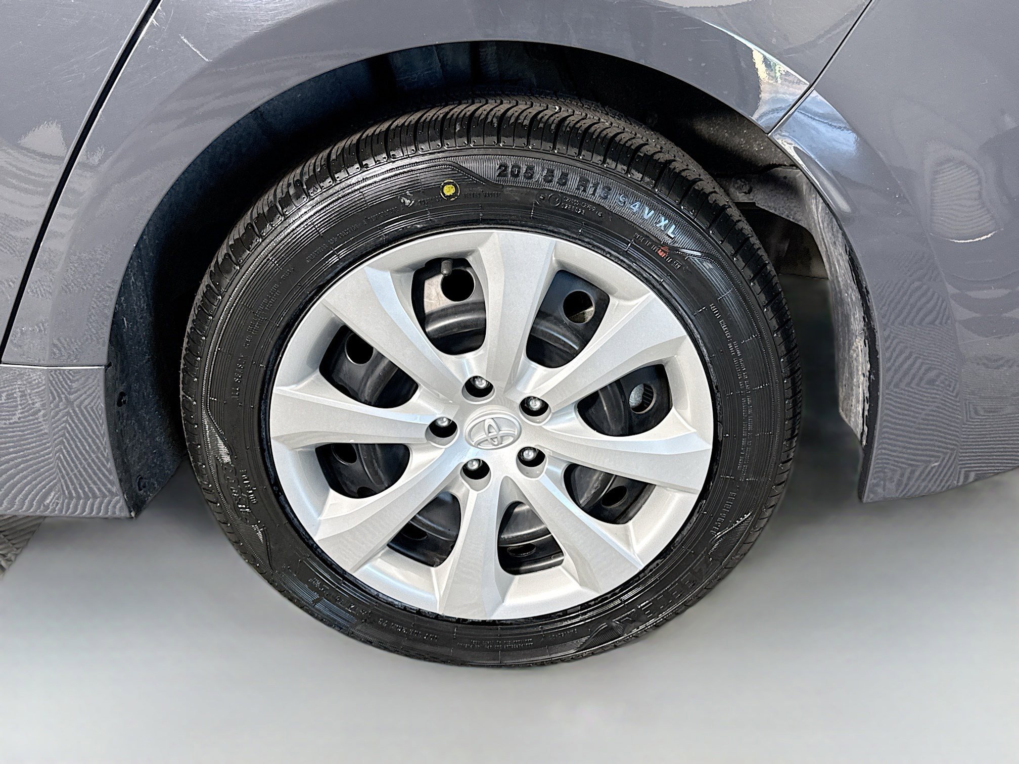 Used 2024 Toyota Corolla LE FWD image 36