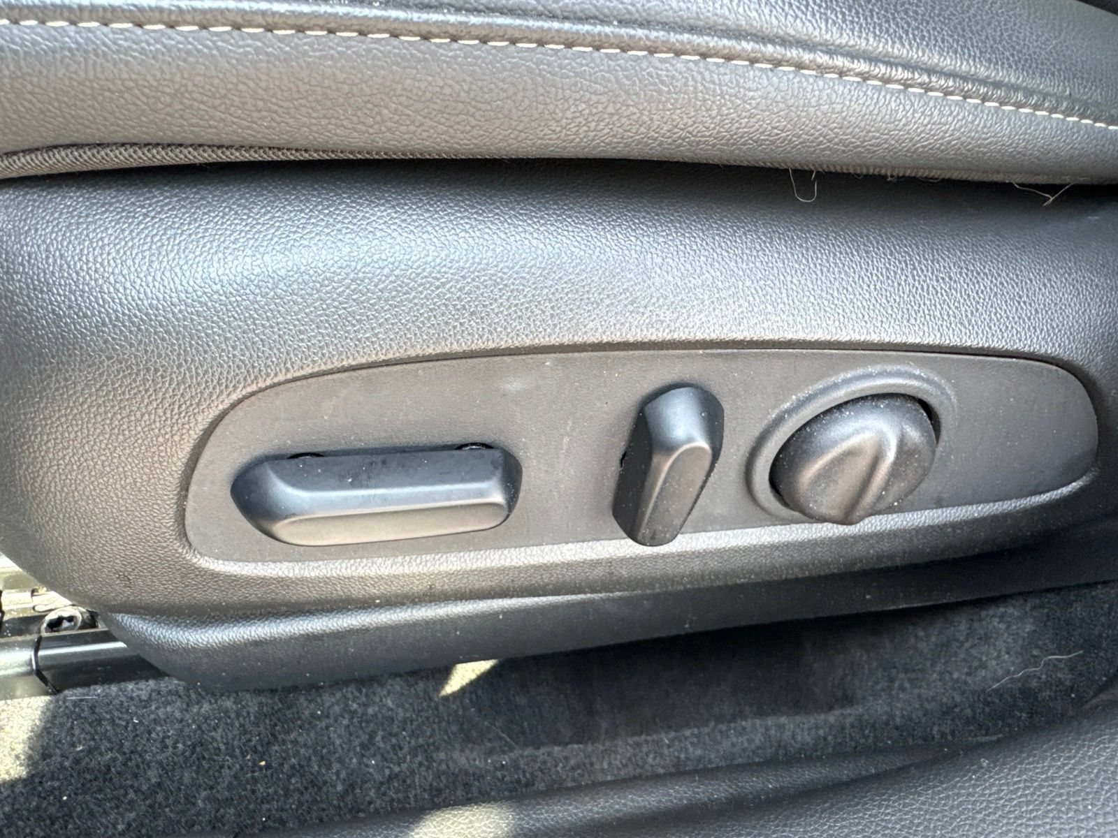 Used 2024 Chevrolet Trax ACTIV w/ Sunroof Package FWD image 18