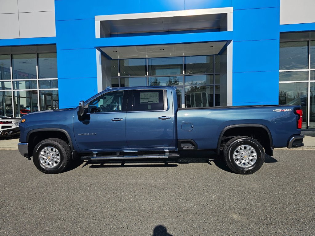 New 2026 Chevrolet Silverado 3500 LTZ w/ LTZ Plus Package AWD/4WD image 4